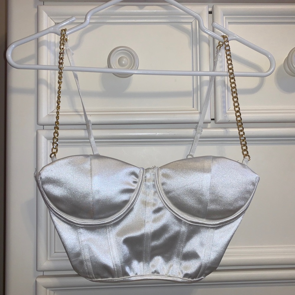 corset style white top